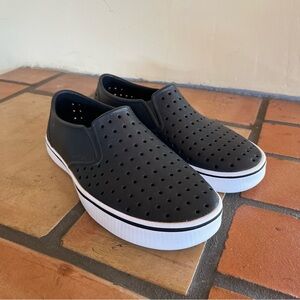 Native Black Miles Child Slip-On Loafers NWT size 6